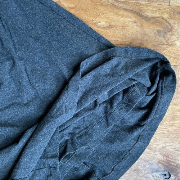 CAbi Weekend Short Sleeve Ruched T-shirt Dress #5408 - Picture 6 of 11